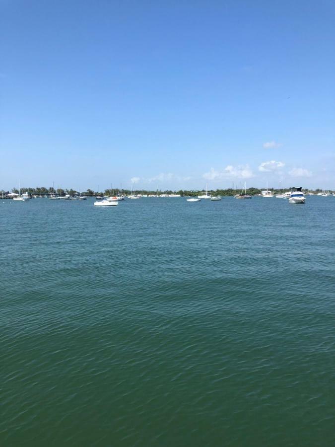 Tides Inn On The Bay Vacation Homes Bradenton Beach Bagian luar foto